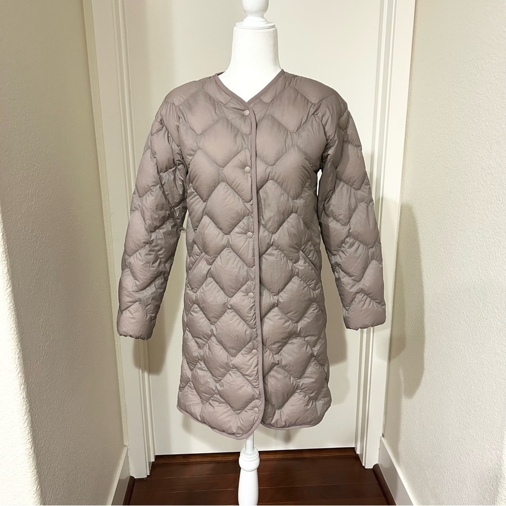 Uniqlo Ultra Light Down Relaxed Coat XXS color purple/gray 33.5” long excellent